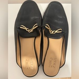 Naturalizer Black Loafers